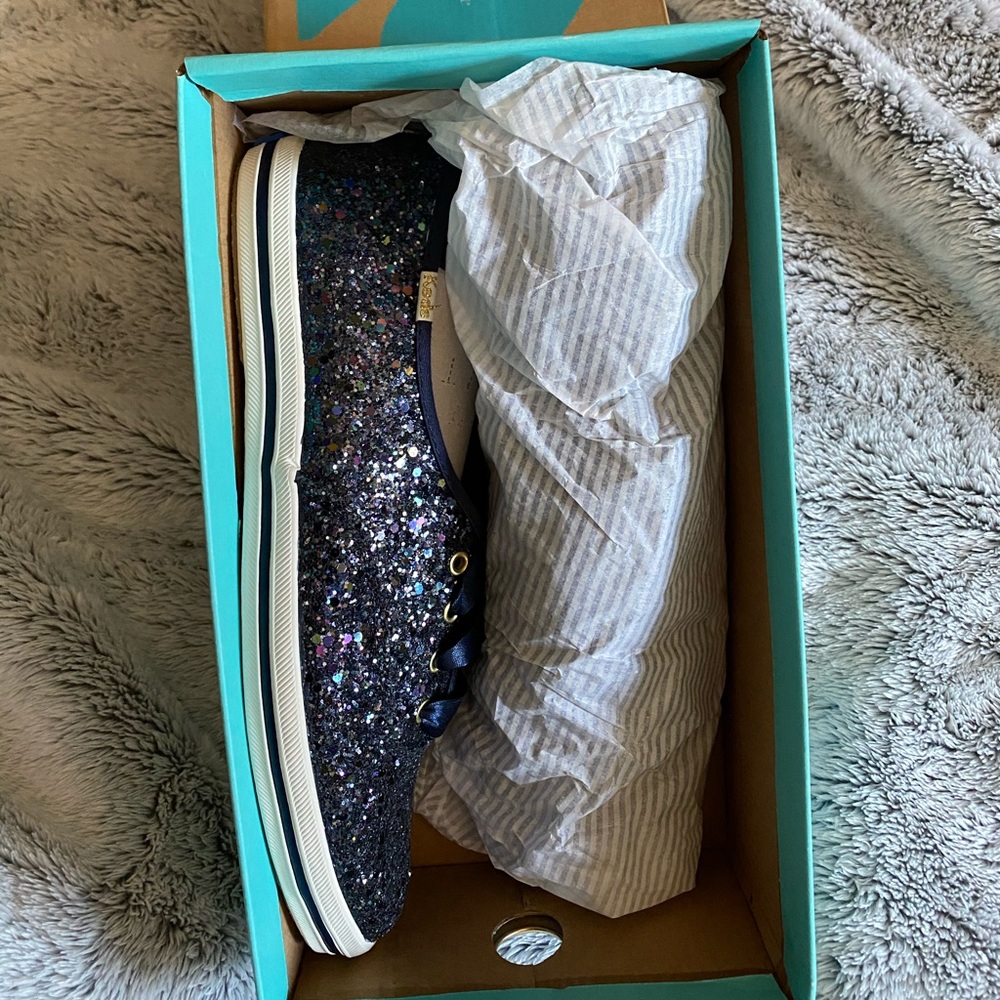 Kate spade keds ♠️ glitter navy NIB NWT 8.5